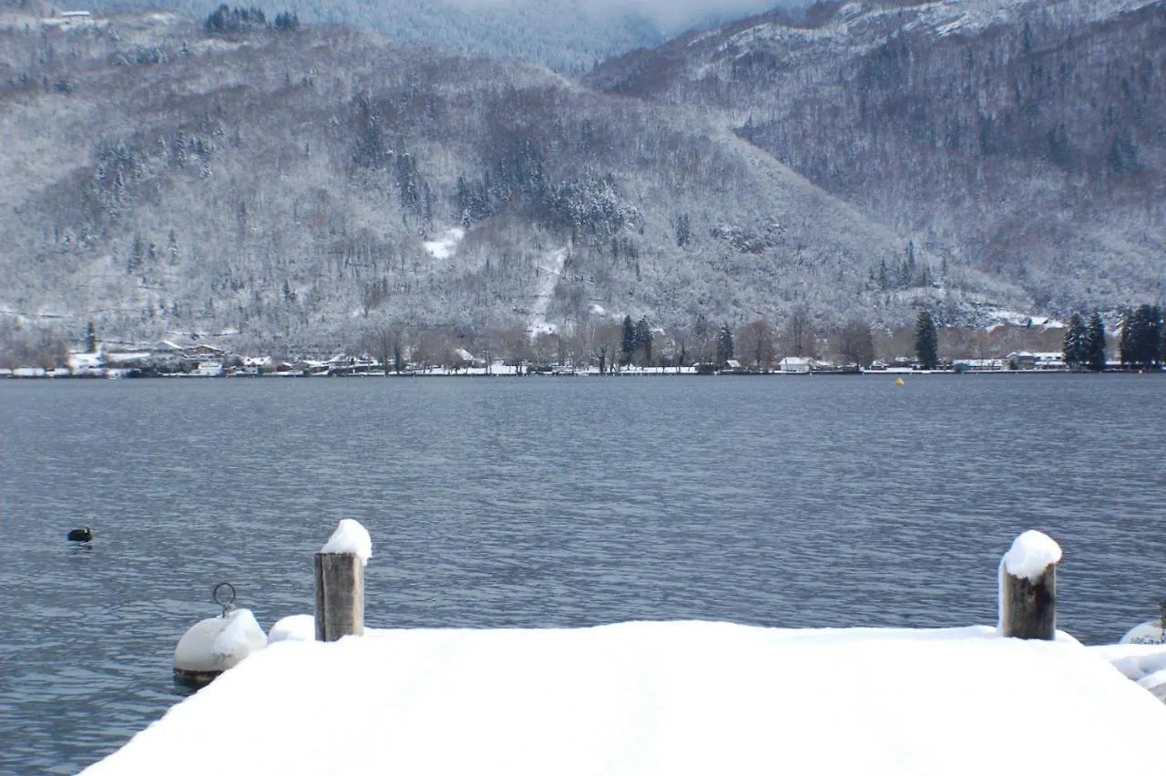 Les Libellules Acces Direct Au Lac Et Piste Cyclable, 7 Apts Du Studio Au T5 By Lla Selections Duingt
