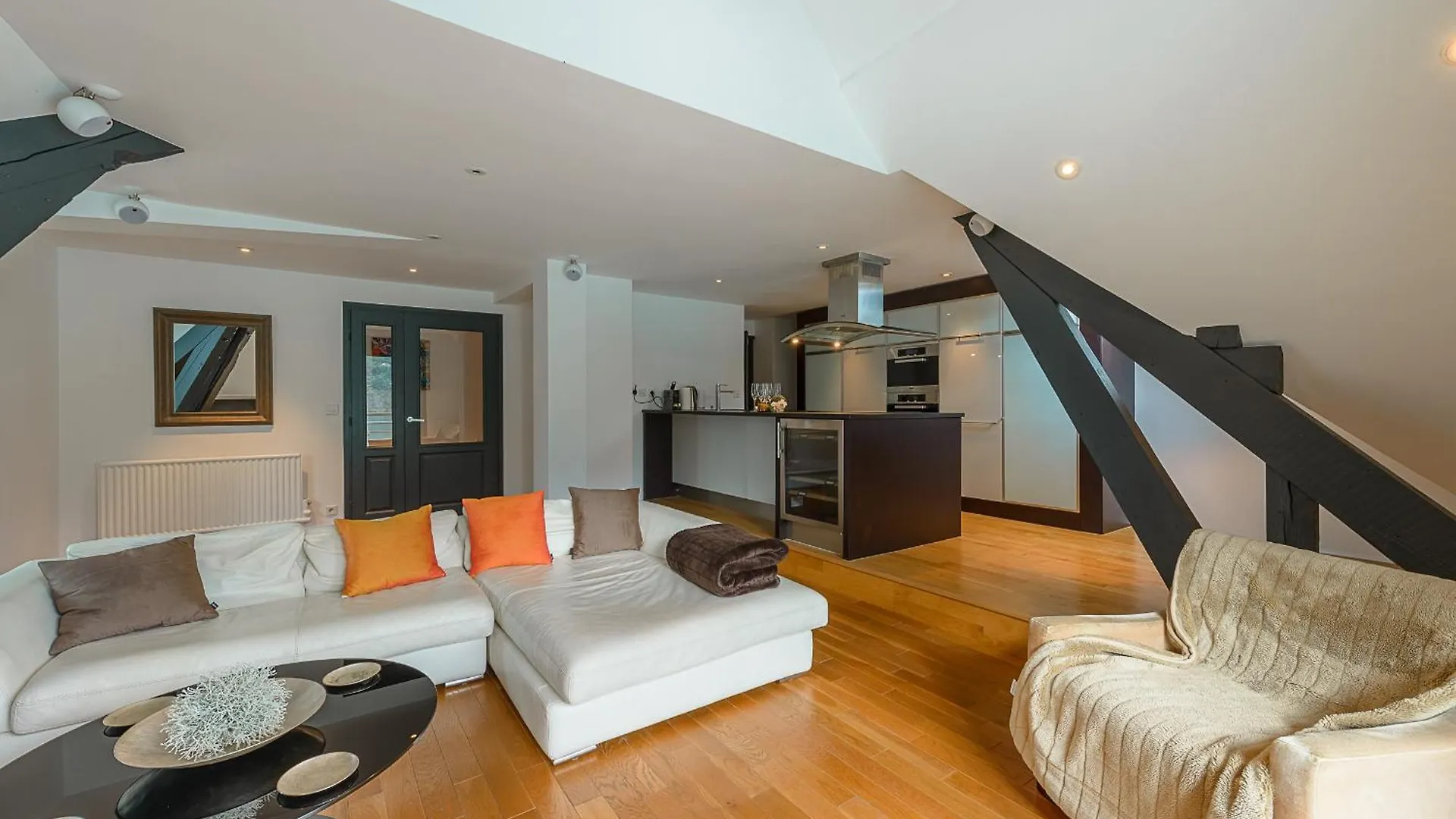 Appartement Les Libellules Acces Direct Au Lac Et Piste Cyclable, 7 Apts Du Studio Au T5 By Lla Selections Duingt